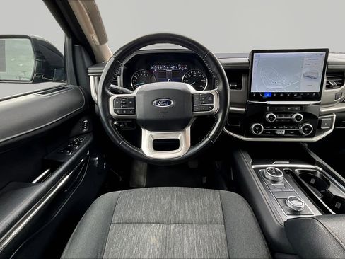 Used 2022 Ford Expedition XLT AWD/4WD image 8