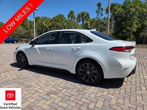 Certified 2025 Toyota Corolla SE w/ Convenience Package image 9