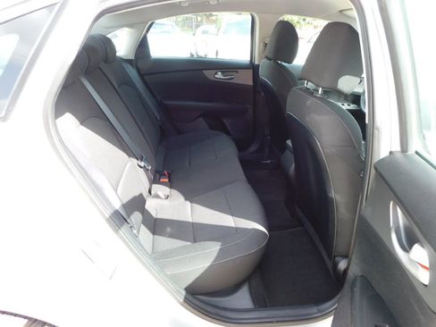 Used 2019 Kia Forte LXS FWD image 35