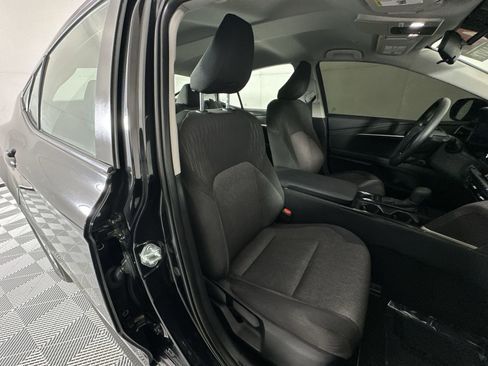 Used 2025 Toyota Camry LE FWD image 25