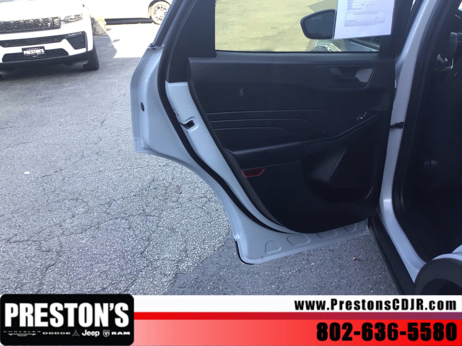 Used 2025 Ford Escape Active AWD/4WD image 20