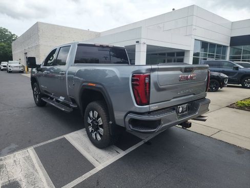 Certified 2024 GMC Sierra 2500 Denali w/ Technology Package AWD/4WD image 6