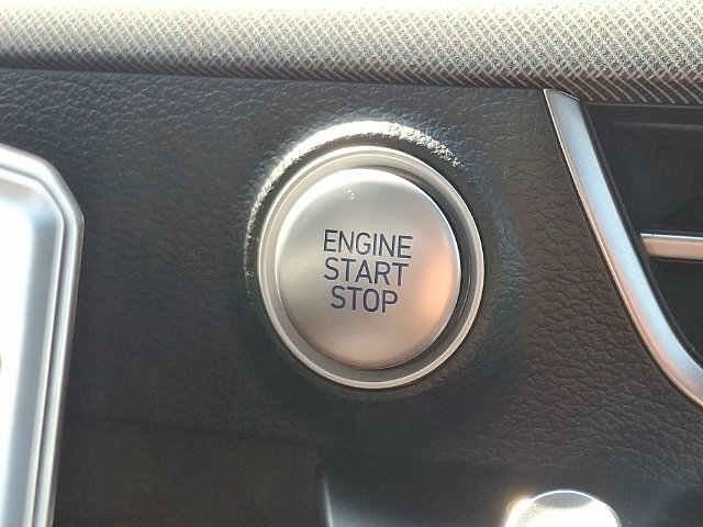 Used 2025 Hyundai Sonata SEL FWD image 25