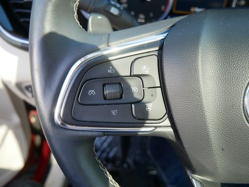 Used 2022 Buick Envision Avenir w/ Technology Package II image 29