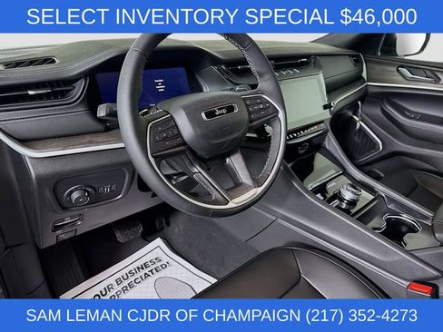 New 2026 Jeep Grand Cherokee L Limited w/ Limited Altitude Package AWD/4WD image 9