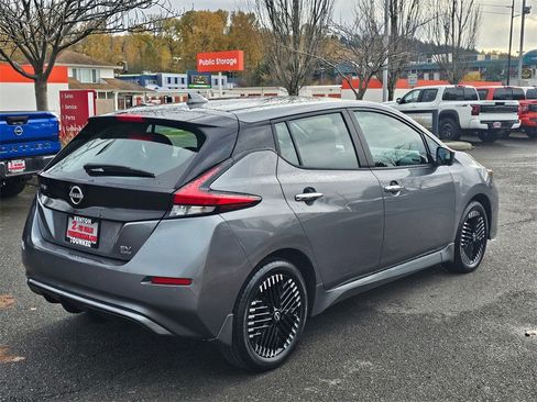 Certified 2024 Nissan Leaf SV Plus image 5