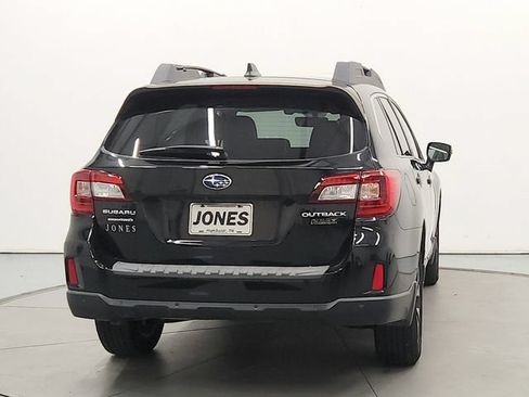 Used 2017 Subaru Outback 2.5i Limited AWD/4WD image 6