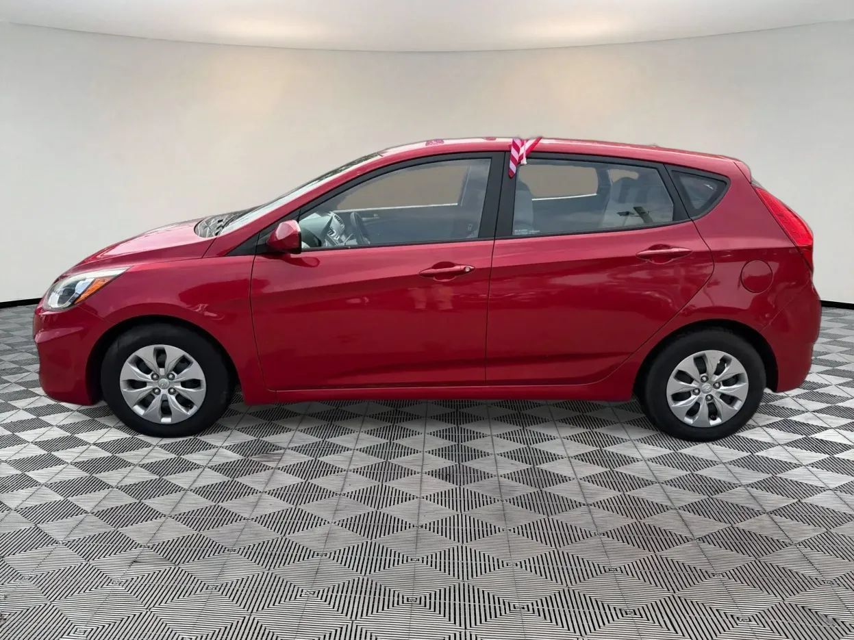 Used 2016 Hyundai Accent SE FWD image 4