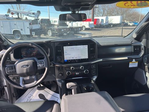 New 2025 Ford F150 Lariat w/ Equipment Group 502A High image 11