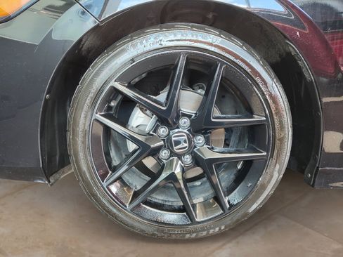 Used 2023 Honda Civic Sport image 25