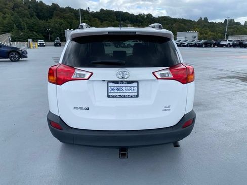 Used 2013 Toyota RAV4 LE AWD/4WD image 7