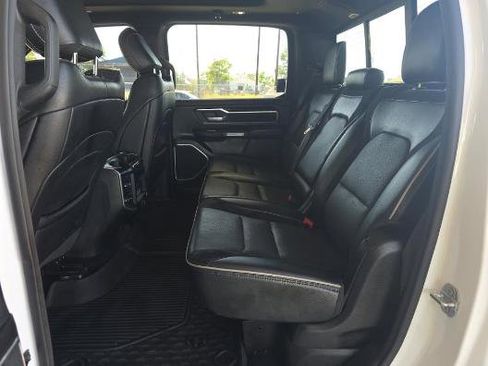 Used 2020 RAM 1500 Laramie AWD/4WD image 9