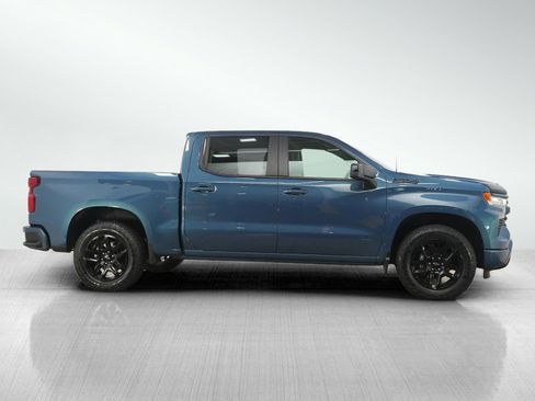 Used 2024 Chevrolet Silverado 1500 RST AWD/4WD image 6
