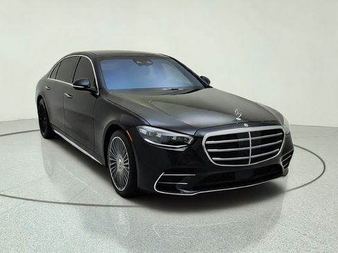 Certified 2026 Mercedes-Benz S 580 4MATIC Sedan image 4
