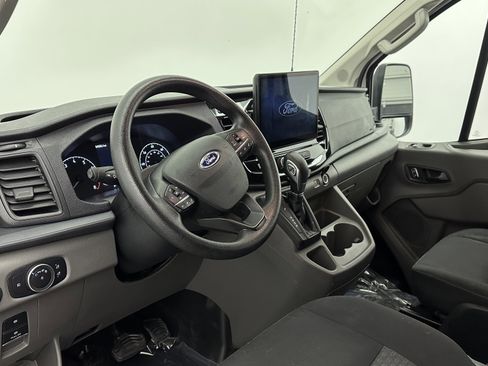 Used 2023 Ford Transit 350 XLT image 8