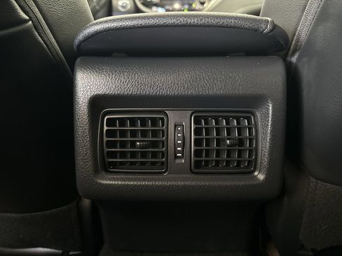 Used 2020 Toyota Camry XSE image 20