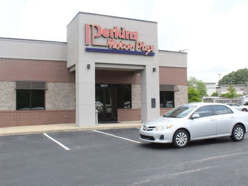 Used 2012 Toyota Corolla LE FWD image 30