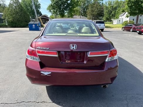Used 2012 Honda Accord LX image 4