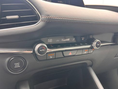 Used 2025 MAZDA MAZDA3 s FWD image 15