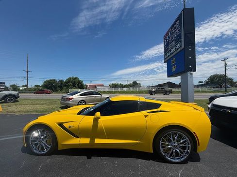 Used 2015 Chevrolet Corvette Stingray Coupe w/ 2LT Preferred Equipment Group RWD image 7