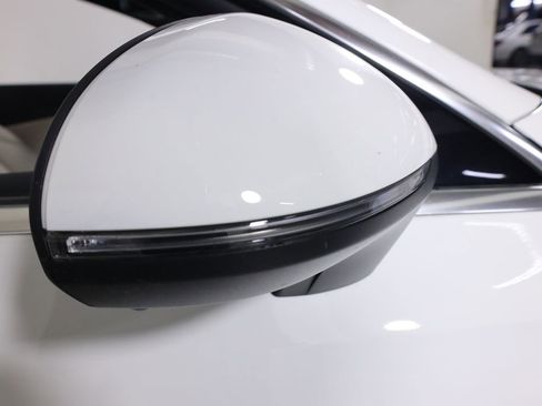 Used 2025 Mercedes-Benz CLE 450 4MATIC Cabriolet image 81