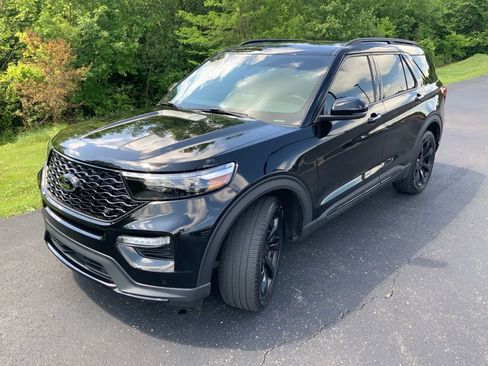 Used 2023 Ford Explorer ST w/ Equipment Group 401A AWD/4WD image 11