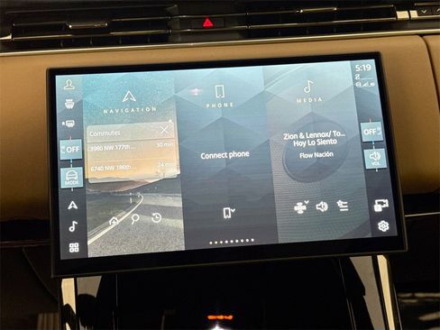 Certified 2025 Land Rover Range Rover Sport SE image 14