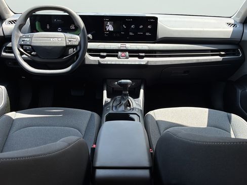 Used 2025 Kia K4 FWD image 18