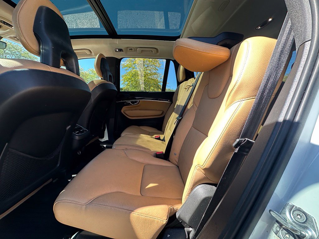 Used 2016 Volvo XC90 T6 Momentum w/ Protection Package Plus AWD/4WD image 10
