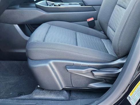 New 2026 Chevrolet Equinox LT image 4