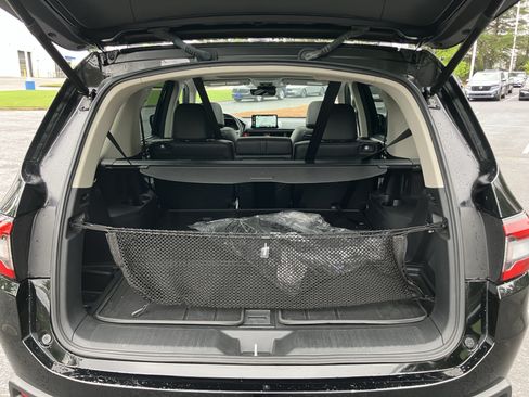 Certified 2024 Honda Pilot Elite image 36