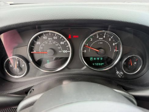 Used 2017 Jeep Wrangler Sport w/ Quick Order Package 24S AWD/4WD image 25