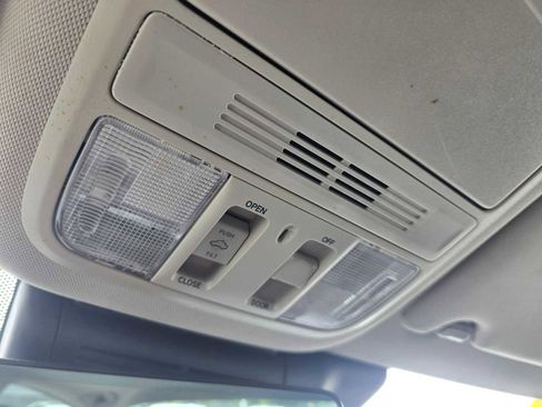 Used 2021 Honda Accord EX-L image 34