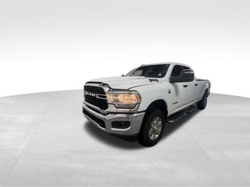 Used 2024 RAM 3500 Big Horn AWD/4WD image 2