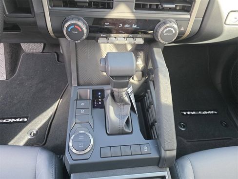 New 2026 Toyota Tacoma SR5 image 27