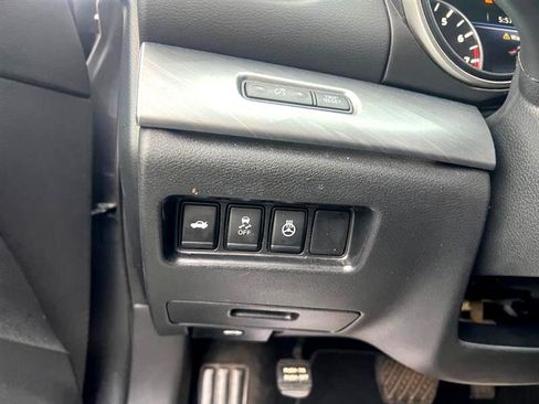 Used 2017 Nissan Maxima 3.5 SL image 34