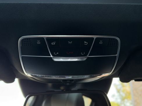 Used 2015 Mercedes-Benz S 63 AMG 4MATIC Sedan image 39