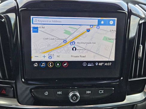 Used 2021 Chevrolet Traverse LT w/ LT Premium Package image 29