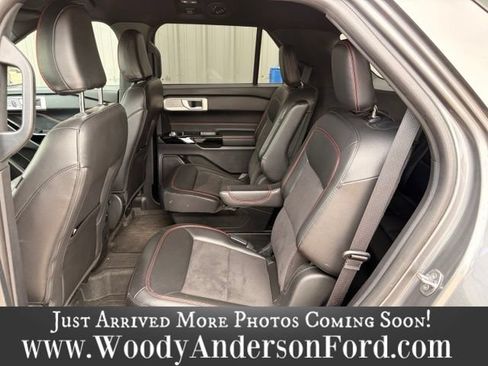 Used 2022 Ford Explorer ST-Line w/ Class IV Trailer Tow Package RWD image 9