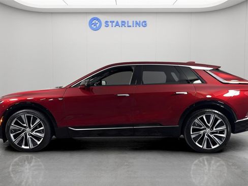 Used 2024 Cadillac Lyriq Luxury w/ LPO, Floor Liner Package image 3