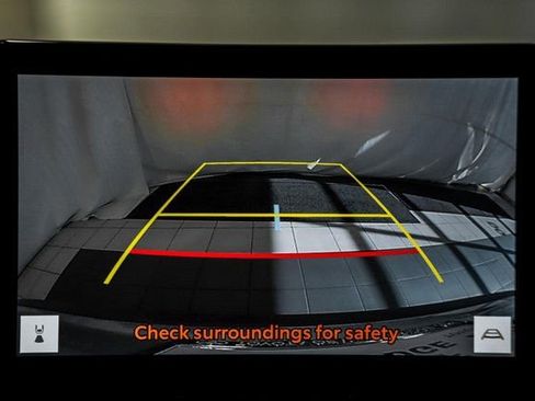 Used 2026 Toyota Corolla Cross XSE image 44