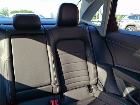 Certified 2023 Volkswagen Jetta SE w/ Panoramic Sunroof Package FWD image 20