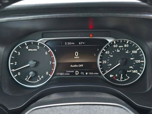 Used 2025 Nissan Rogue SV image 12