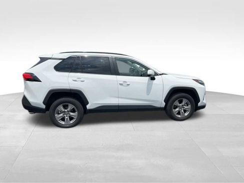 Used 2025 Toyota RAV4 XLE FWD image 8
