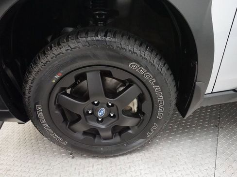 Certified 2025 Subaru Outback Wilderness AWD/4WD image 29