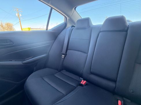 Used 2025 Nissan Altima 2.5 SV image 37