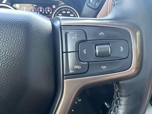 Certified 2022 Chevrolet Silverado 2500 High Country w/ Technology Package AWD/4WD image 27