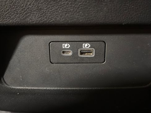 Used 2022 Nissan Frontier PRO-4X w/ Technology Package image 12