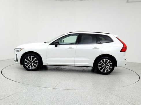 Certified 2025 Volvo XC60 B5 Plus image 8