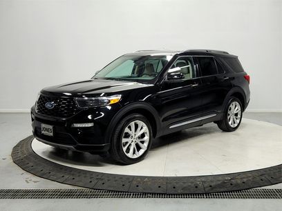 Used 2023 Ford Explorer Platinum w/ Technology Package